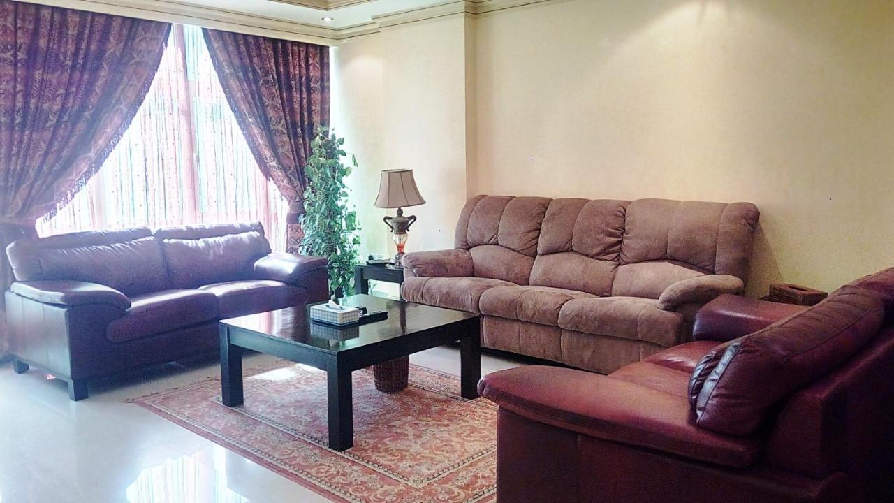 Zubara Plaza II Apartamento Manama Exterior foto